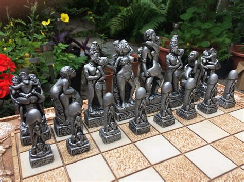 chessNSFW .
